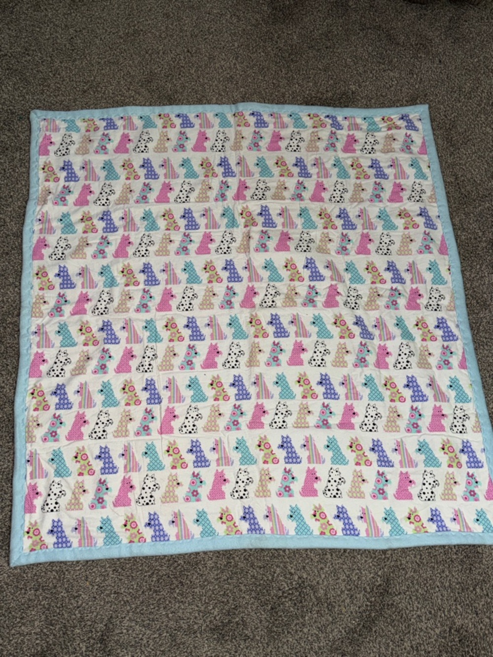 Flannel Scottie Dog Print Blanket 43x46 Excellent condition